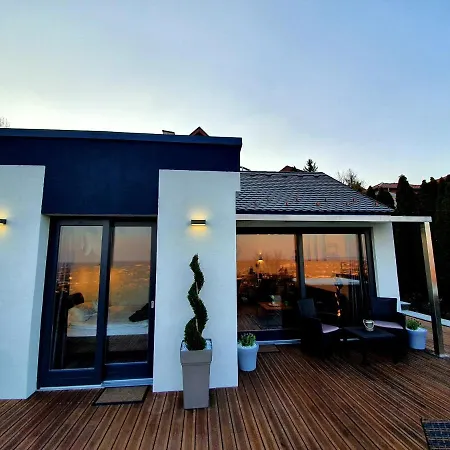 Bagoly Wellness לינה וארוחת בוקר 4*