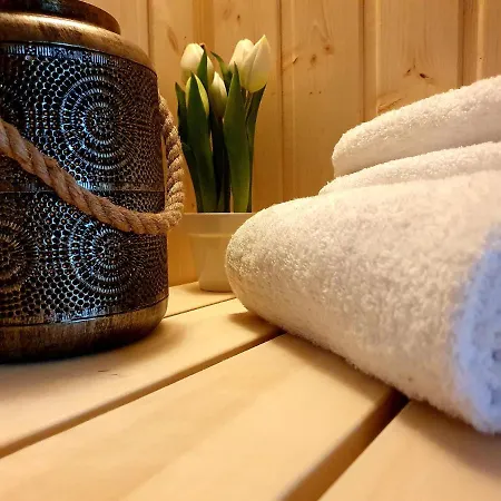 לינה וארוחת בוקר Bagoly Wellness